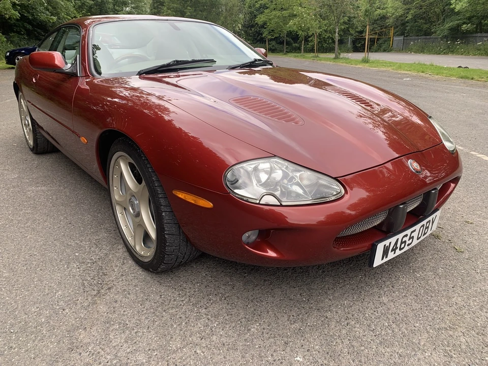 2000 Jaguar X100 XKR - Image 4 of 30