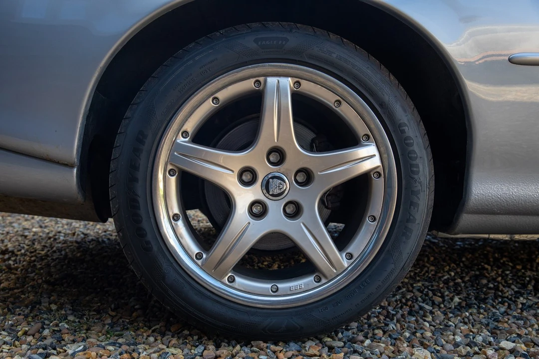 2000 Jaguar X100 XKR - Image 13 of 30