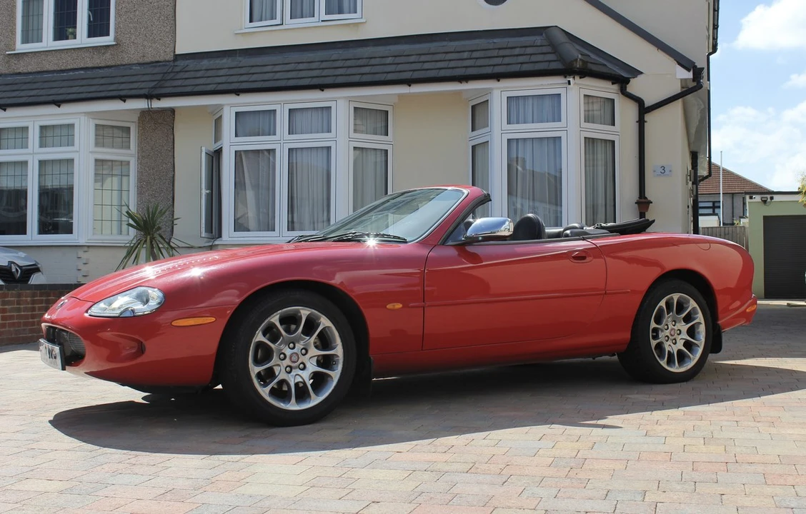 2000 Jaguar X100 XKR - Image 10 of 30