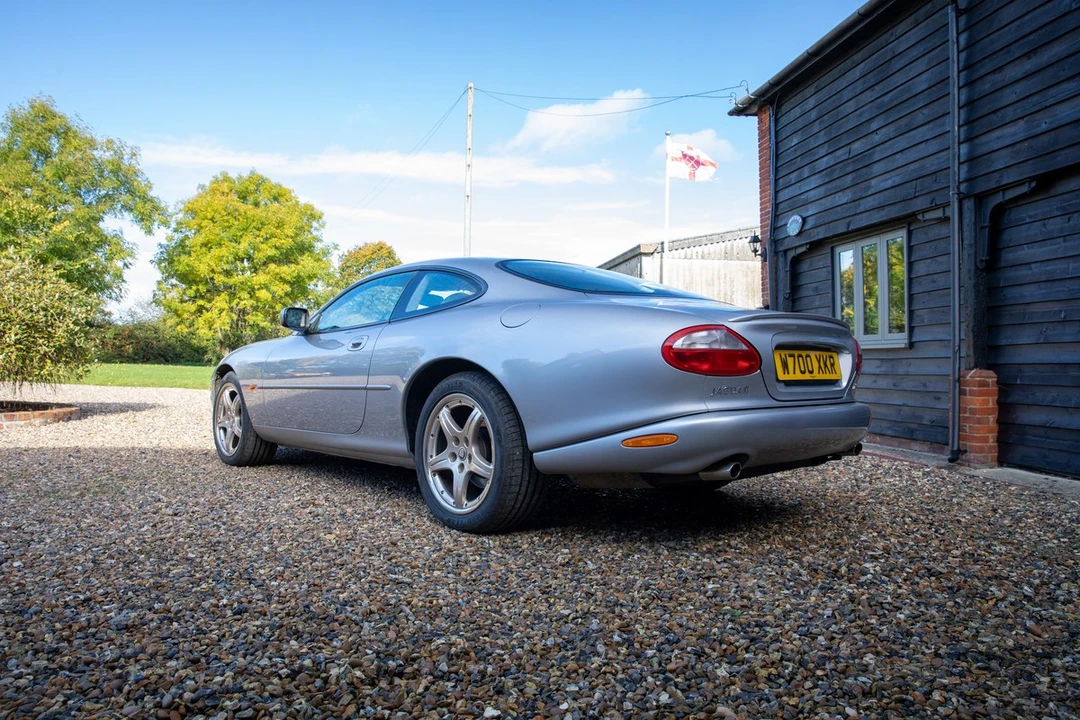2000 Jaguar X100 XKR - Image 10 of 30