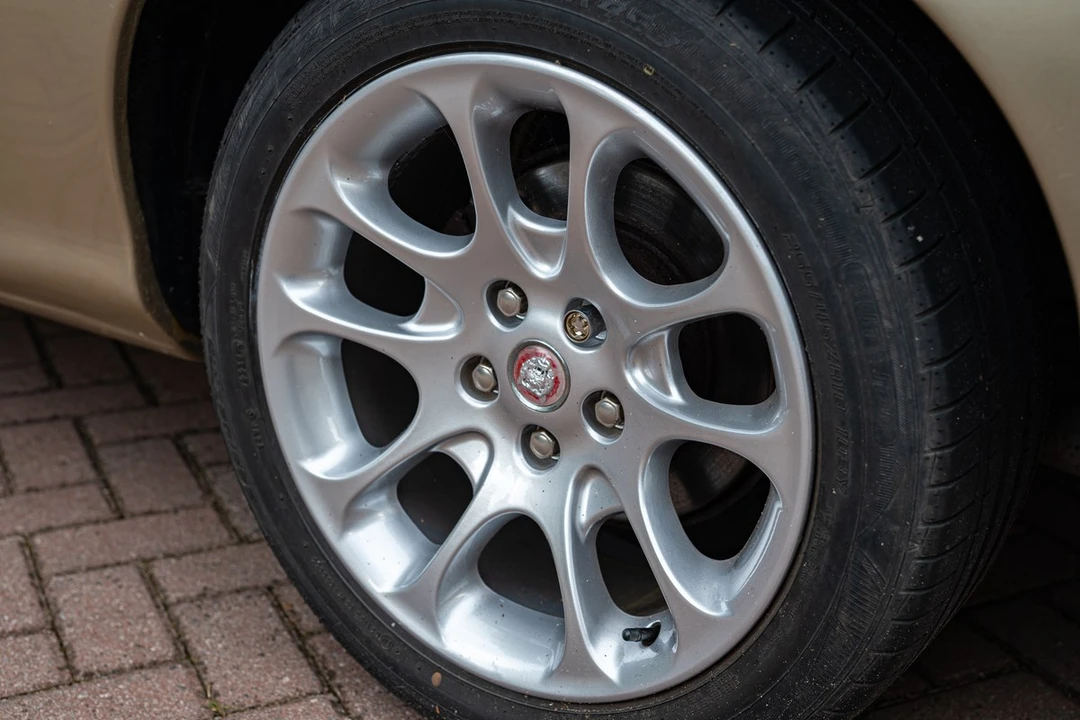 2000 Jaguar X100 XKR - Image 13 of 30
