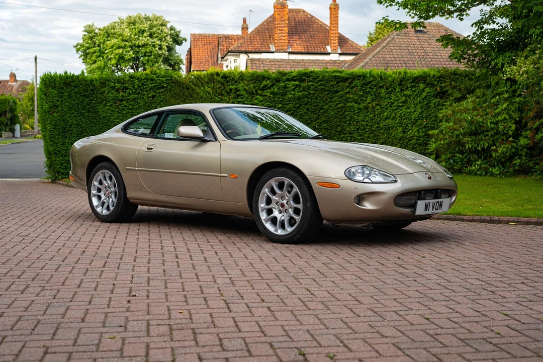 2000 Jaguar X100 XKR - Image 5 of 30