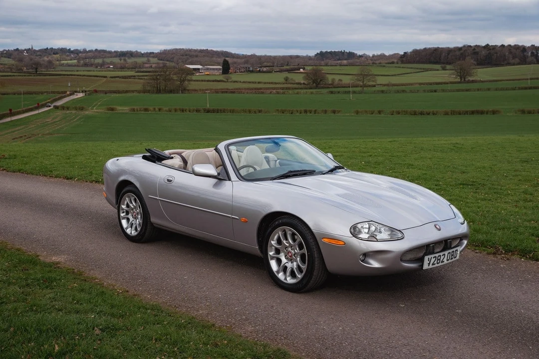 2000 Jaguar X100 XKR - Image 24 of 30