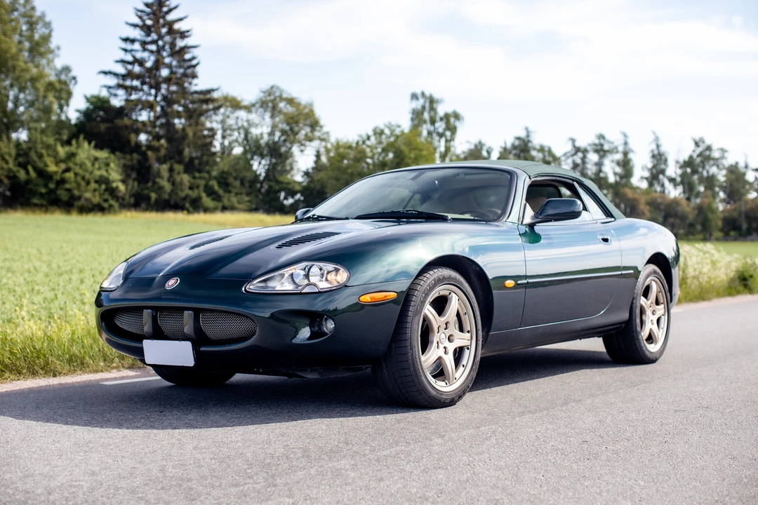 2000 Jaguar X100 XKR - Image 4 of 31