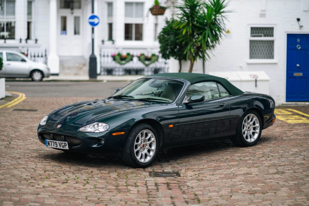 2000 Jaguar X100 XKR - Image 9 of 31