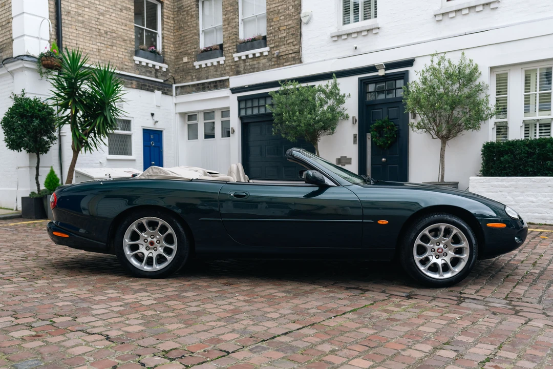 2000 Jaguar X100 XKR - Image 12 of 31