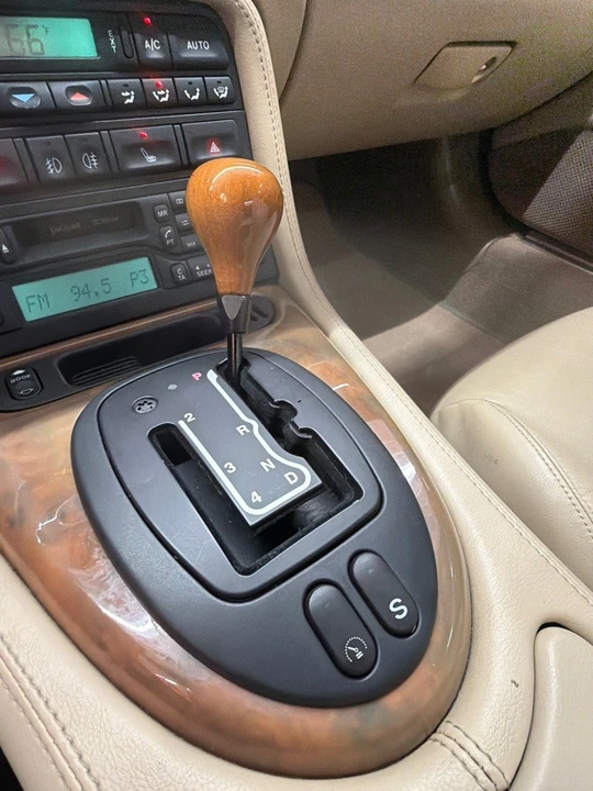 2000 Jaguar X100 XKR - Image 12 of 21