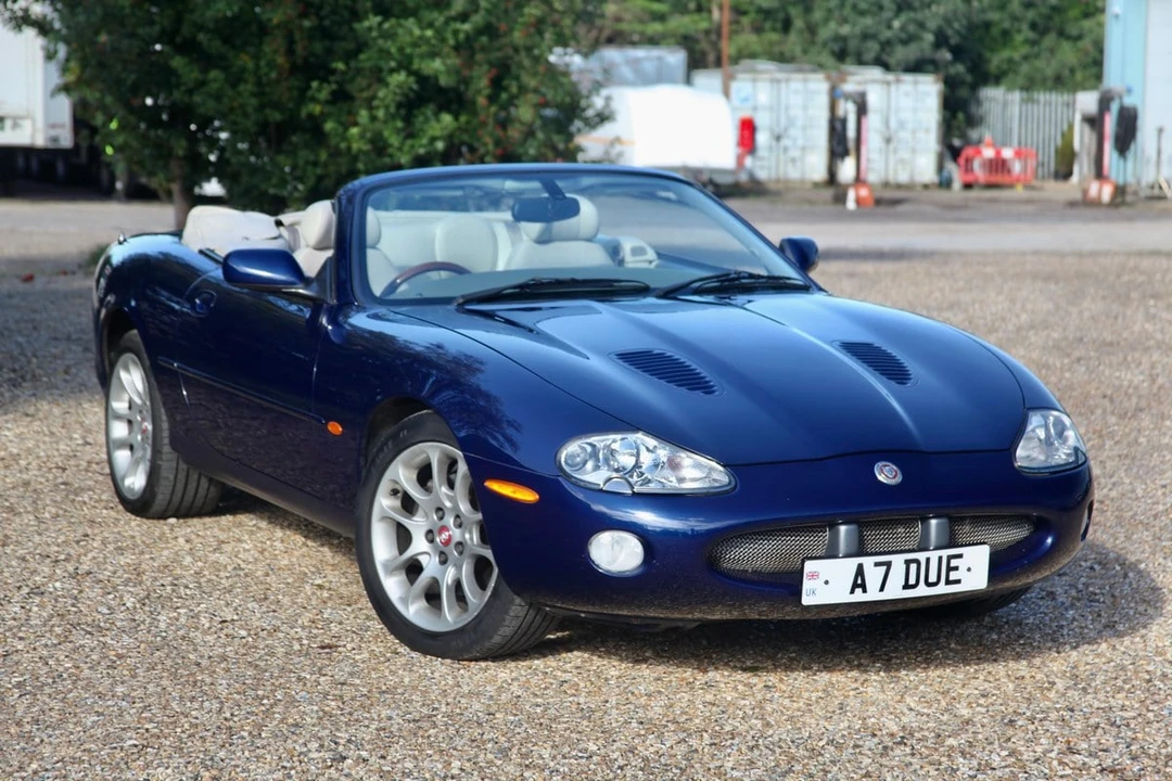 2000 Jaguar X100 XKR - Image 24 of 30