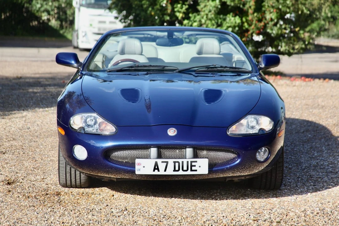 2000 Jaguar X100 XKR - Image 9 of 30