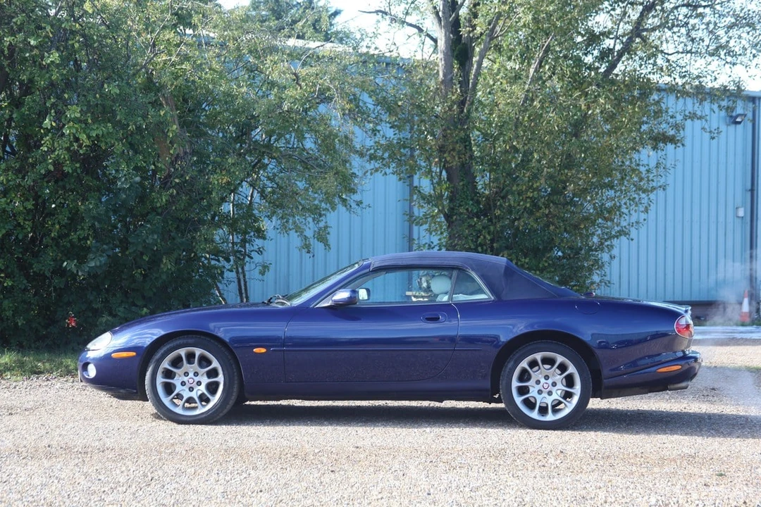 2000 Jaguar X100 XKR - Image 29 of 30