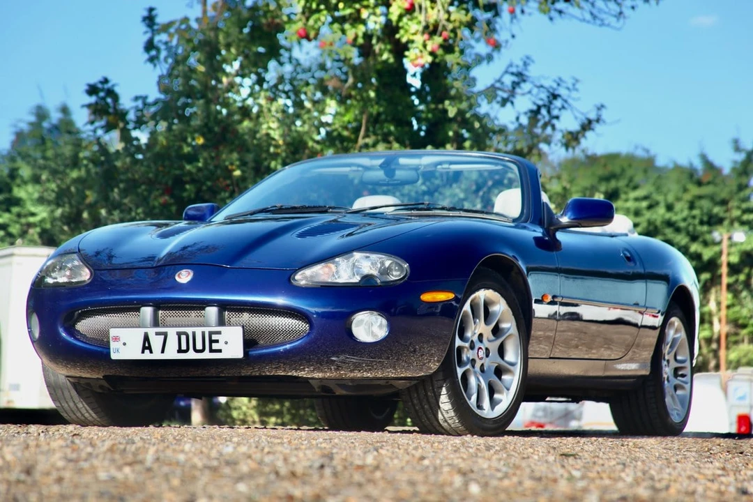 2000 Jaguar X100 XKR - Image 4 of 30