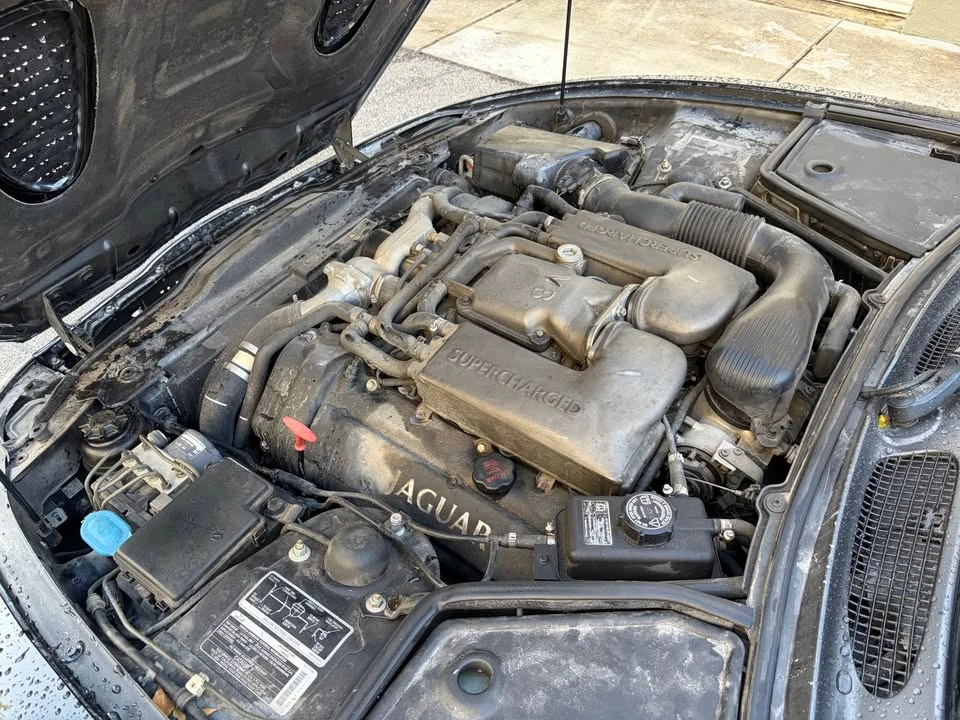 2000 Jaguar X100 XKR - Image 8 of 13