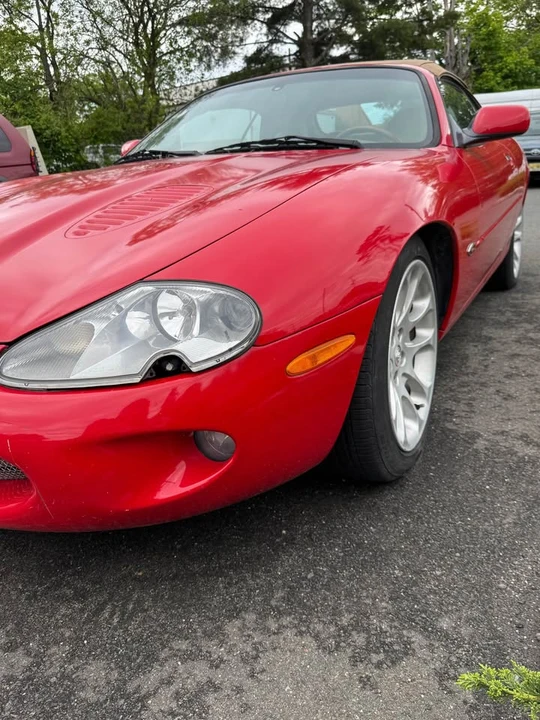 2000 Jaguar X100 XKR - Image 2 of 17