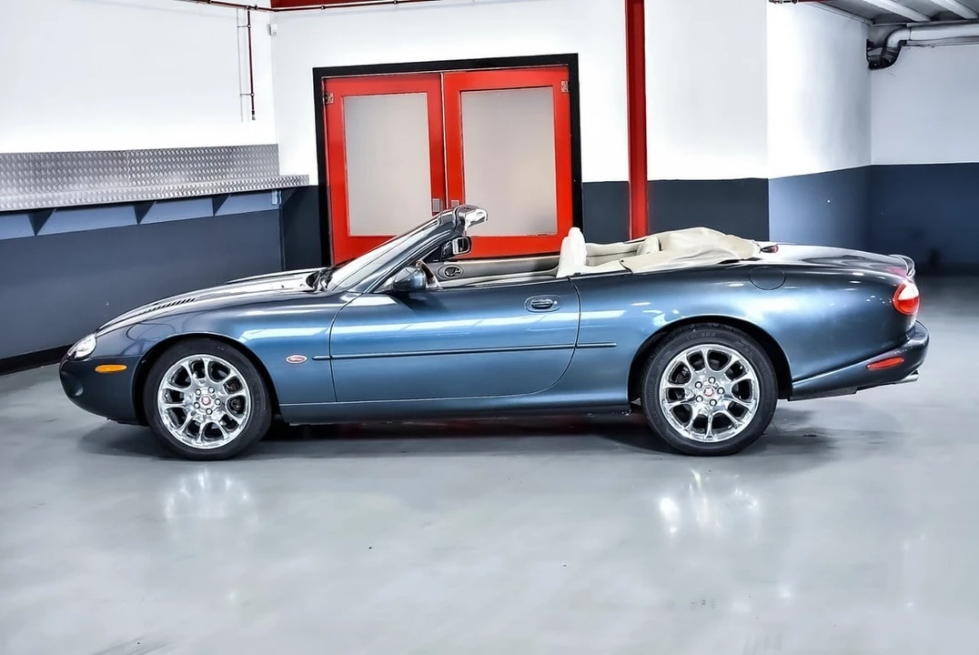 2000 Jaguar X100 XKR - Image 18 of 30