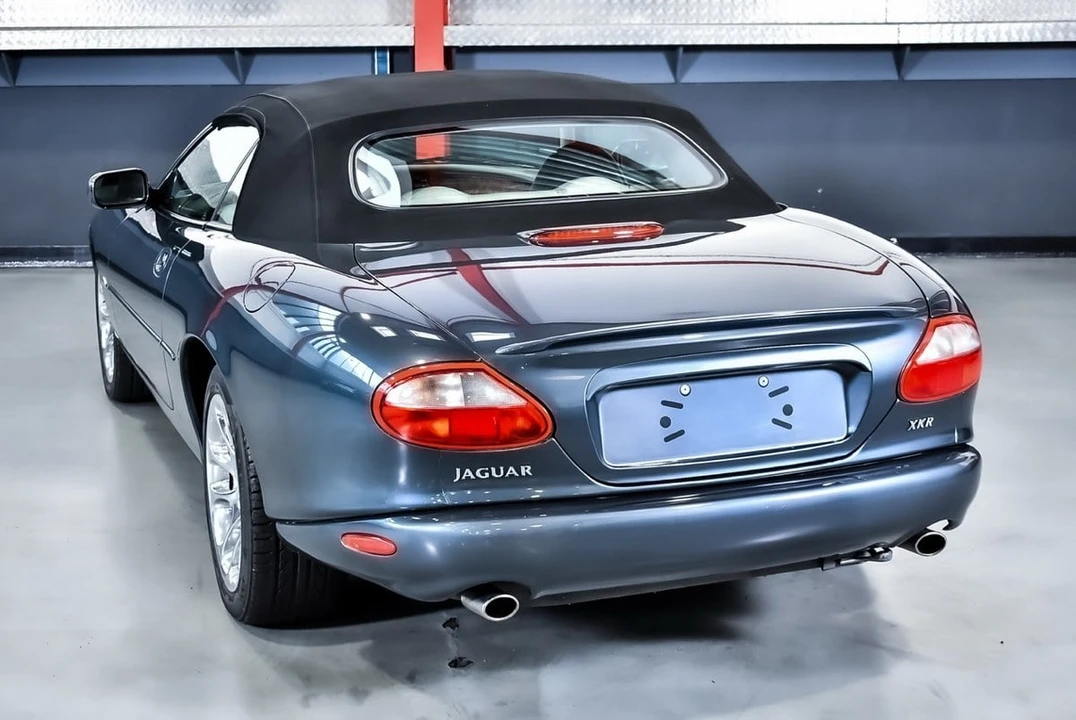 2000 Jaguar X100 XKR - Image 22 of 30