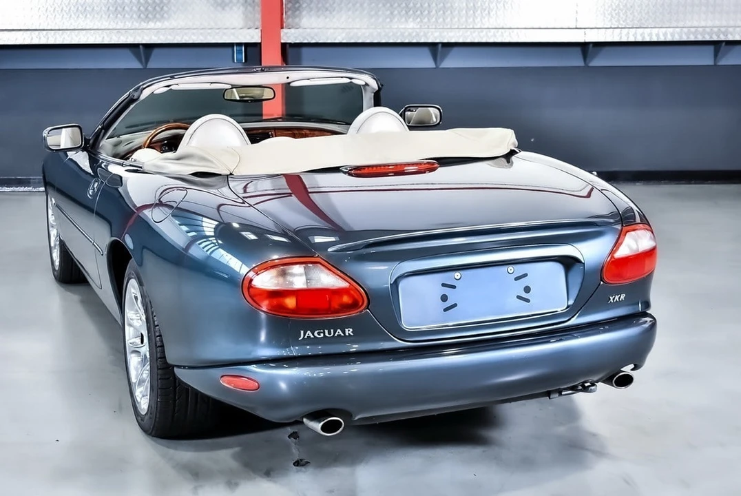 2000 Jaguar X100 XKR - Image 13 of 30