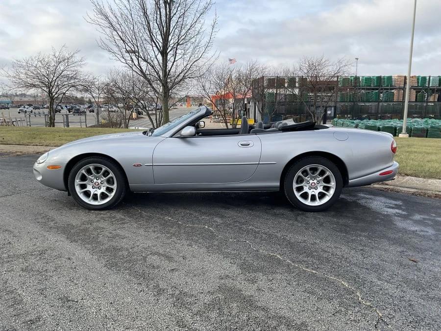 2000 Jaguar X100 XKR - Image 2 of 17