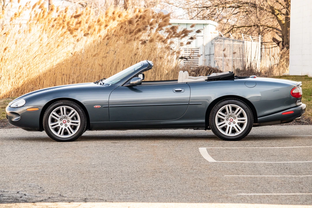 2000 Jaguar X100 XKR - Image 10 of 31