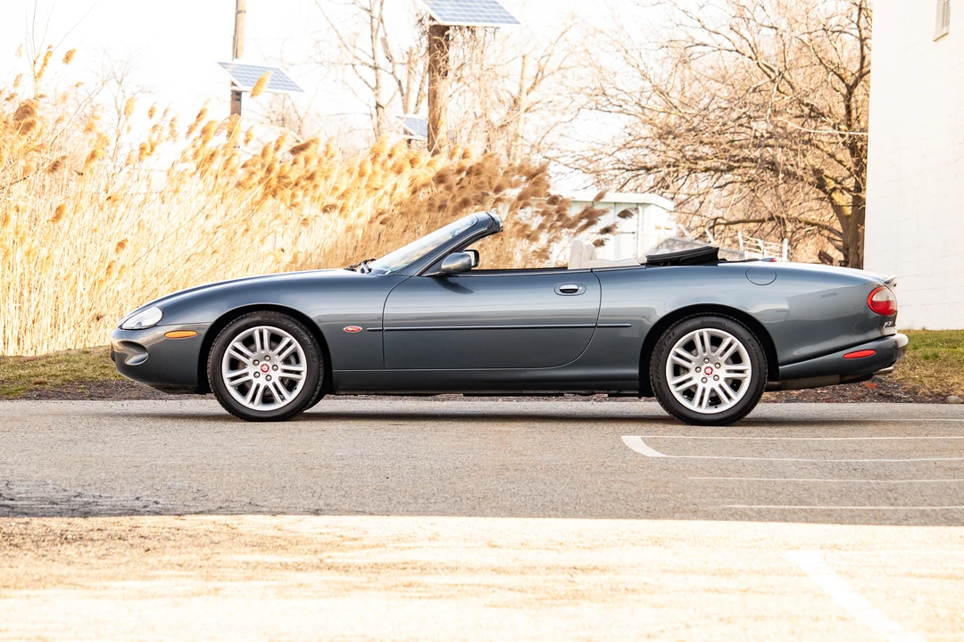 2000 Jaguar X100 XKR - Image 8 of 31