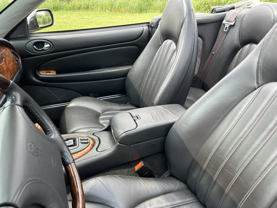 2000 Jaguar X100 XKR - Image 9 of 12