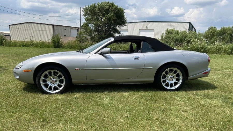 2000 Jaguar X100 XKR - Image 5 of 12