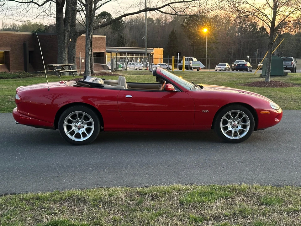 2000 Jaguar X100 XKR - Image 16 of 31