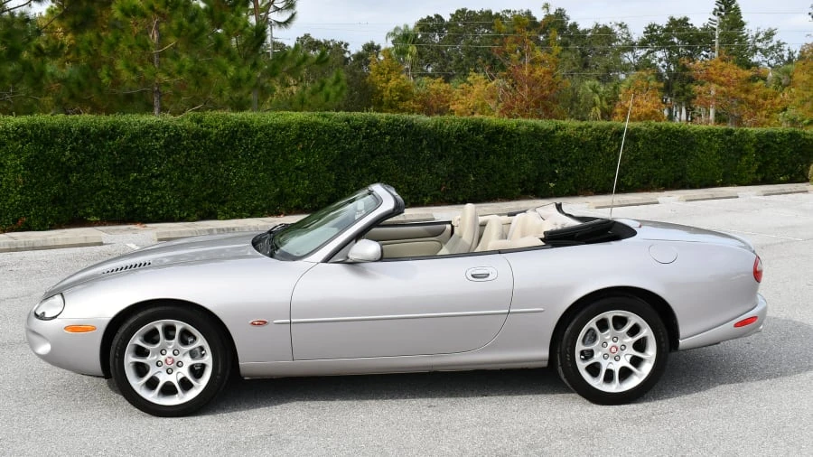 2000 Jaguar X100 XKR - Image 2 of 19