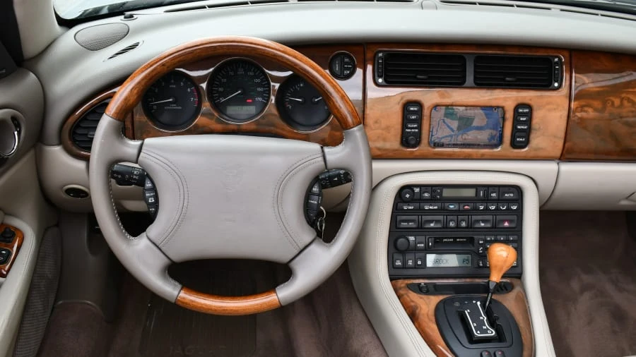2000 Jaguar X100 XKR - Image 4 of 19