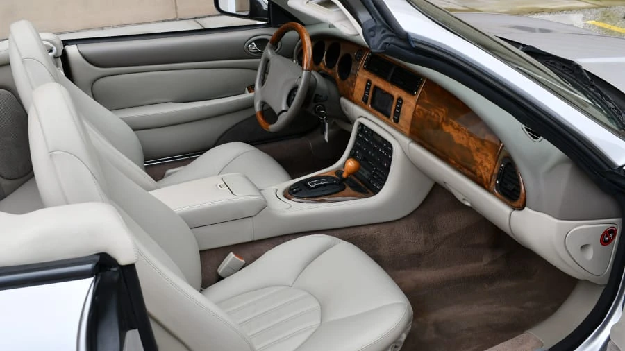 2000 Jaguar X100 XKR - Image 6 of 19