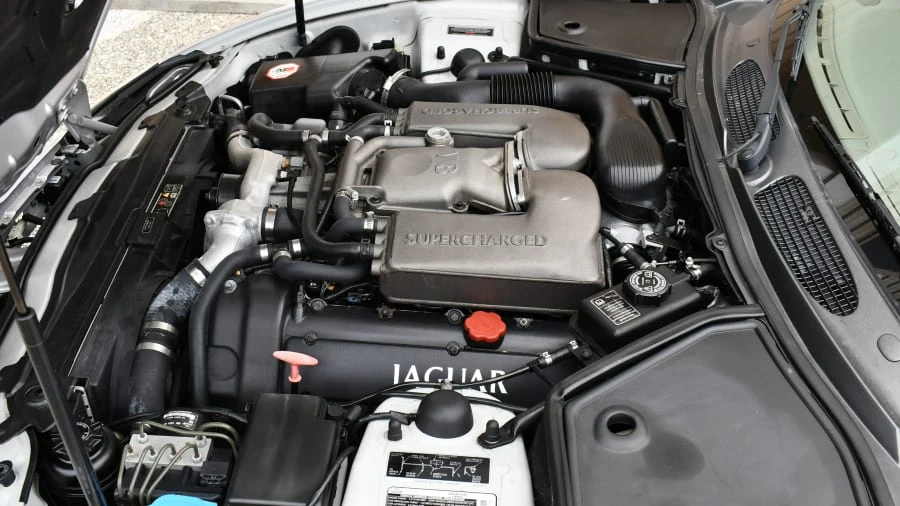 2000 Jaguar X100 XKR - Image 8 of 19