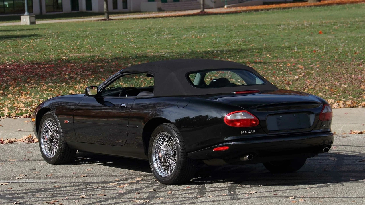2000 Jaguar X100 XKR - Image 13 of 28