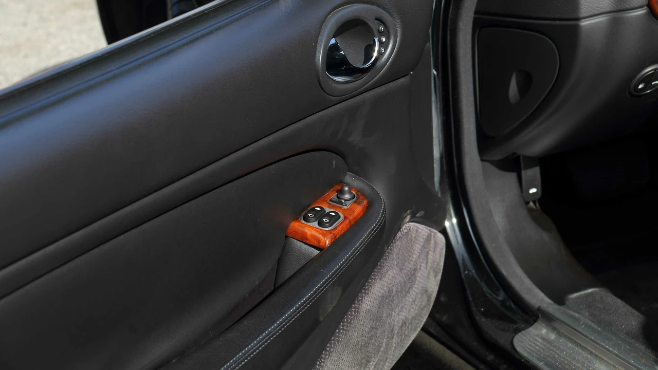 2000 Jaguar X100 XKR - Image 18 of 28