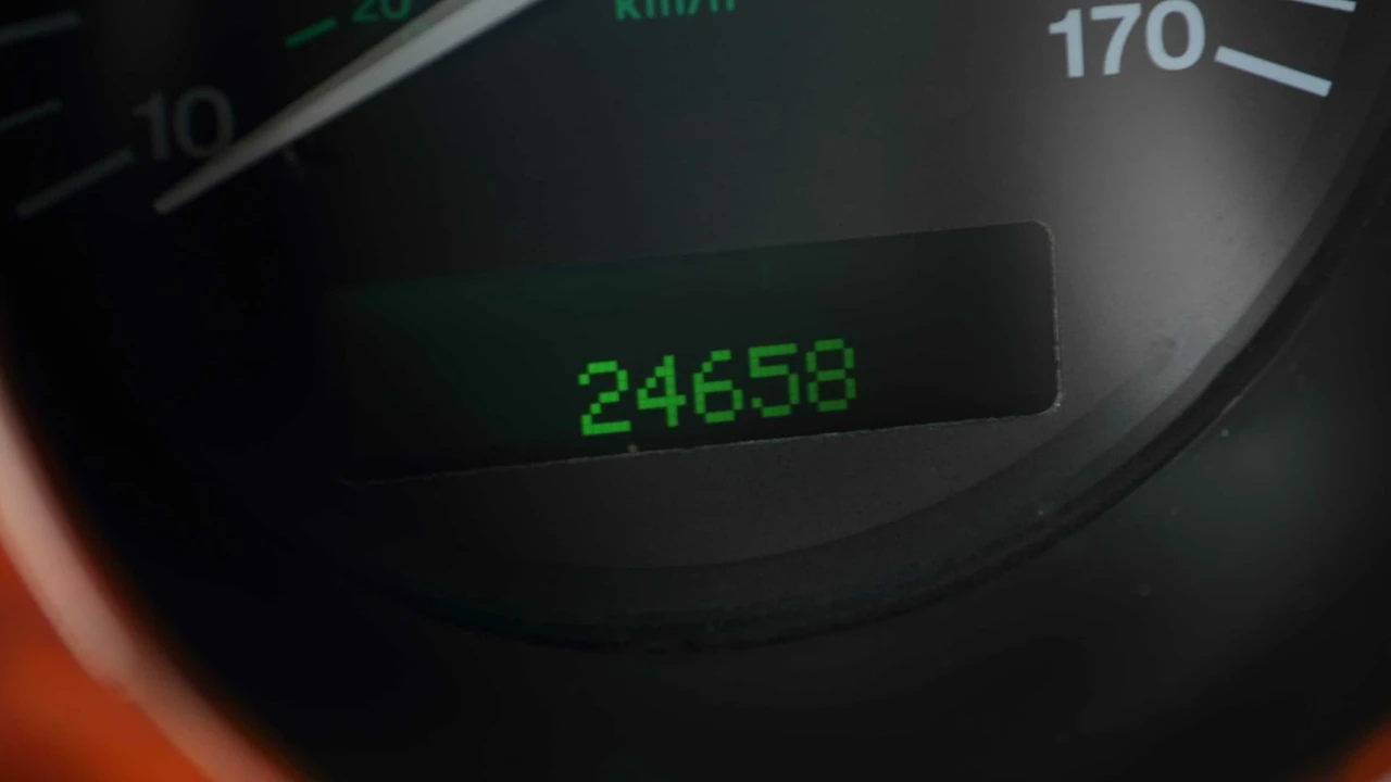2000 Jaguar X100 XKR - Image 21 of 28