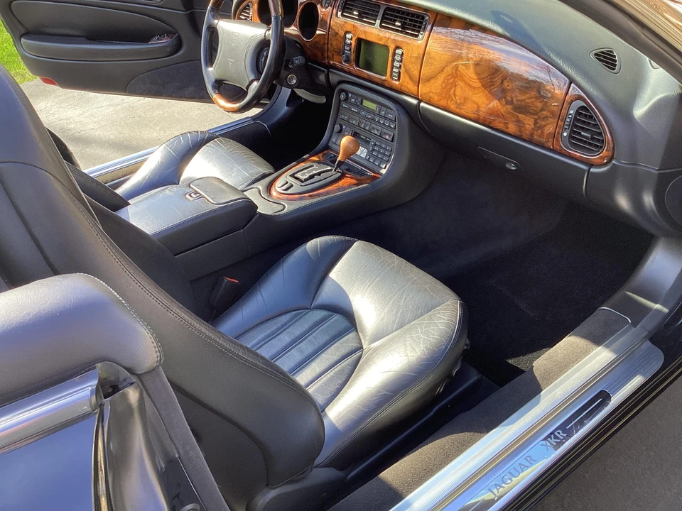 2000 Jaguar X100 XKR - Image 24 of 31