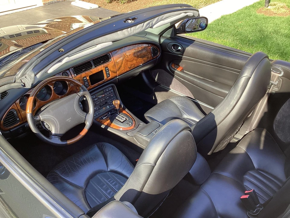 2000 Jaguar X100 XKR - Image 19 of 31