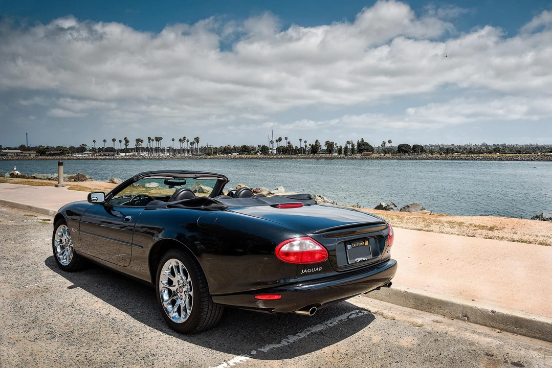 2000 Jaguar X100 XKR - Image 8 of 31