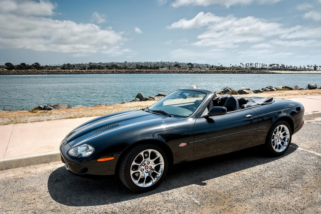 2000 Jaguar X100 XKR - Image 3 of 31