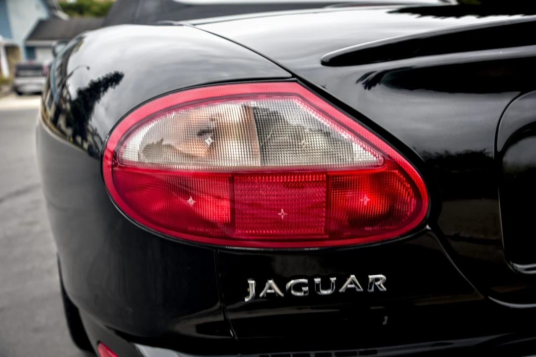 2000 Jaguar X100 XKR - Image 28 of 31