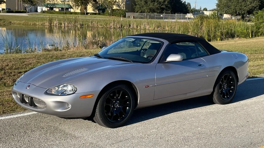 2000 Jaguar X100 XKR - Image 9 of 17
