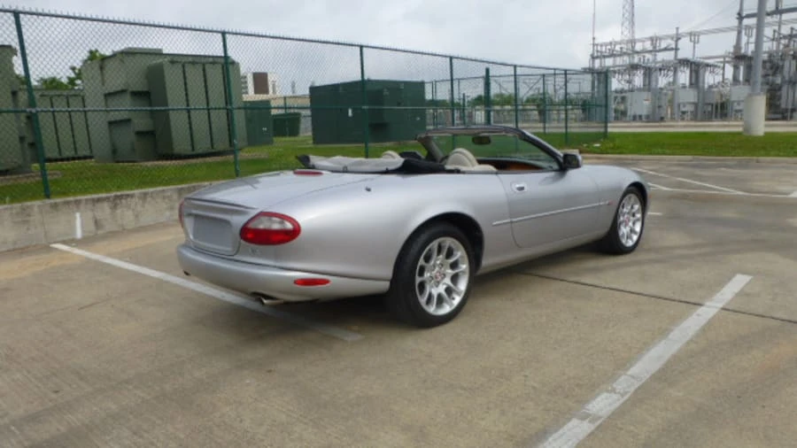2000 Jaguar X100 XKR - Image 3 of 7