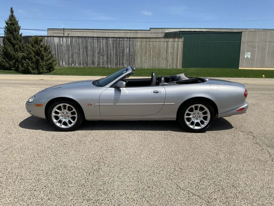 2000 Jaguar X100 XKR - Image 2 of 17
