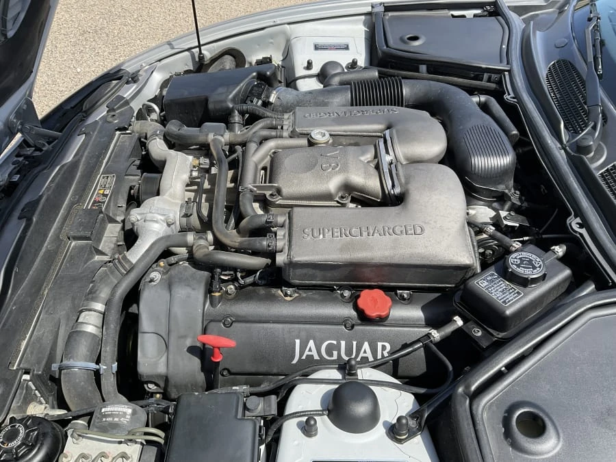 2000 Jaguar X100 XKR - Image 16 of 17