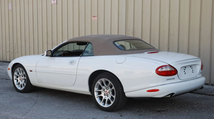2000 Jaguar X100 XKR - Image 2 of 10