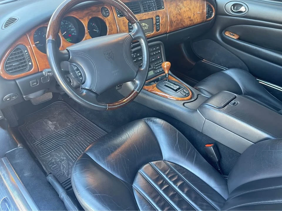 2000 Jaguar X100 XKR - Image 9 of 18