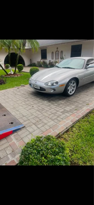 2000 Jaguar X100 XKR - Image 3 of 14