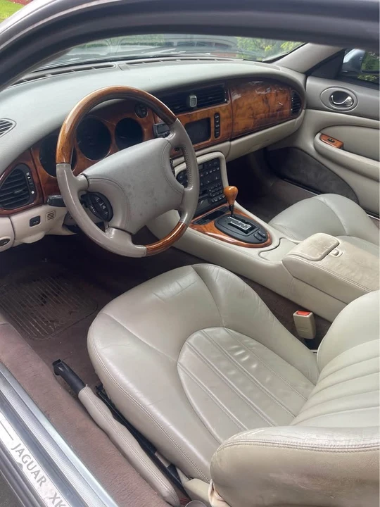 2000 Jaguar X100 XKR - Image 13 of 14