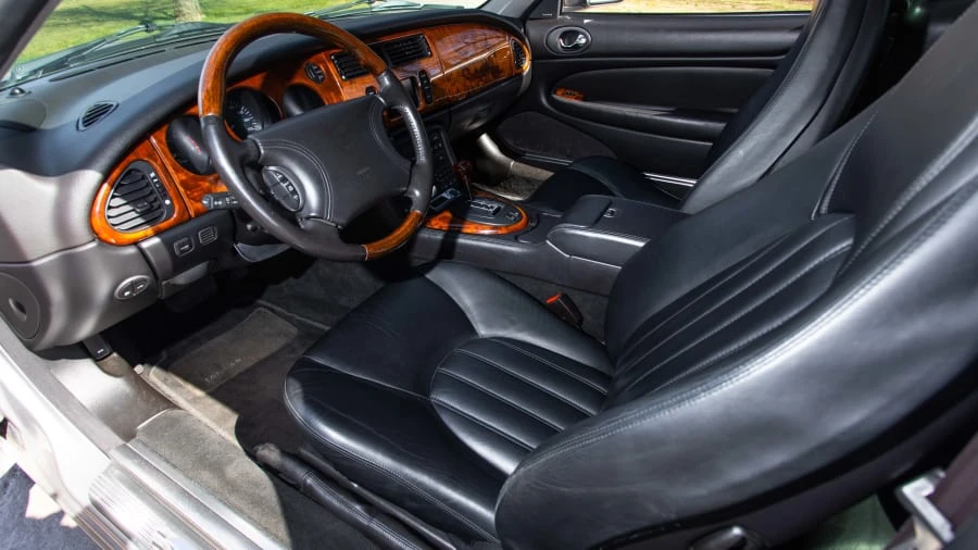 2000 Jaguar X100 XKR - Image 4 of 17