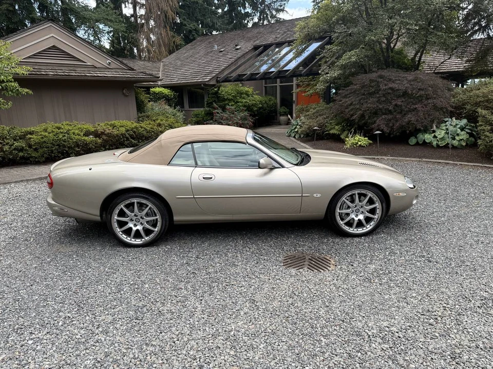2000 Jaguar X100 XKR - Image 16 of 24