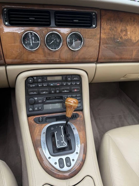 2000 Jaguar X100 XKR - Image 11 of 24