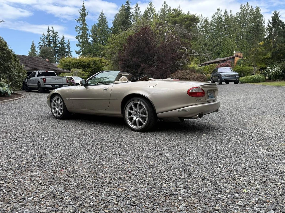 2000 Jaguar X100 XKR - Image 5 of 24